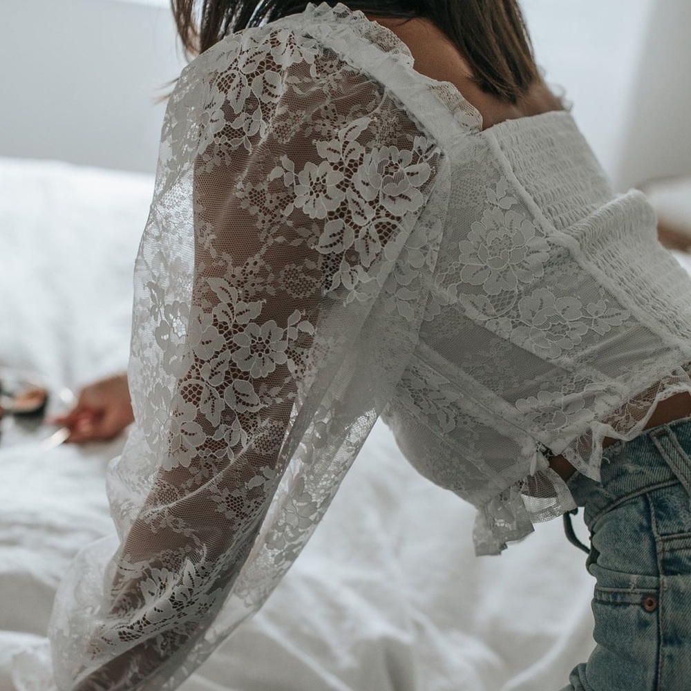 SOLD FOR LOVE & LEMONS Cheyenne Lace Bustier Top - Picture 5 of 16